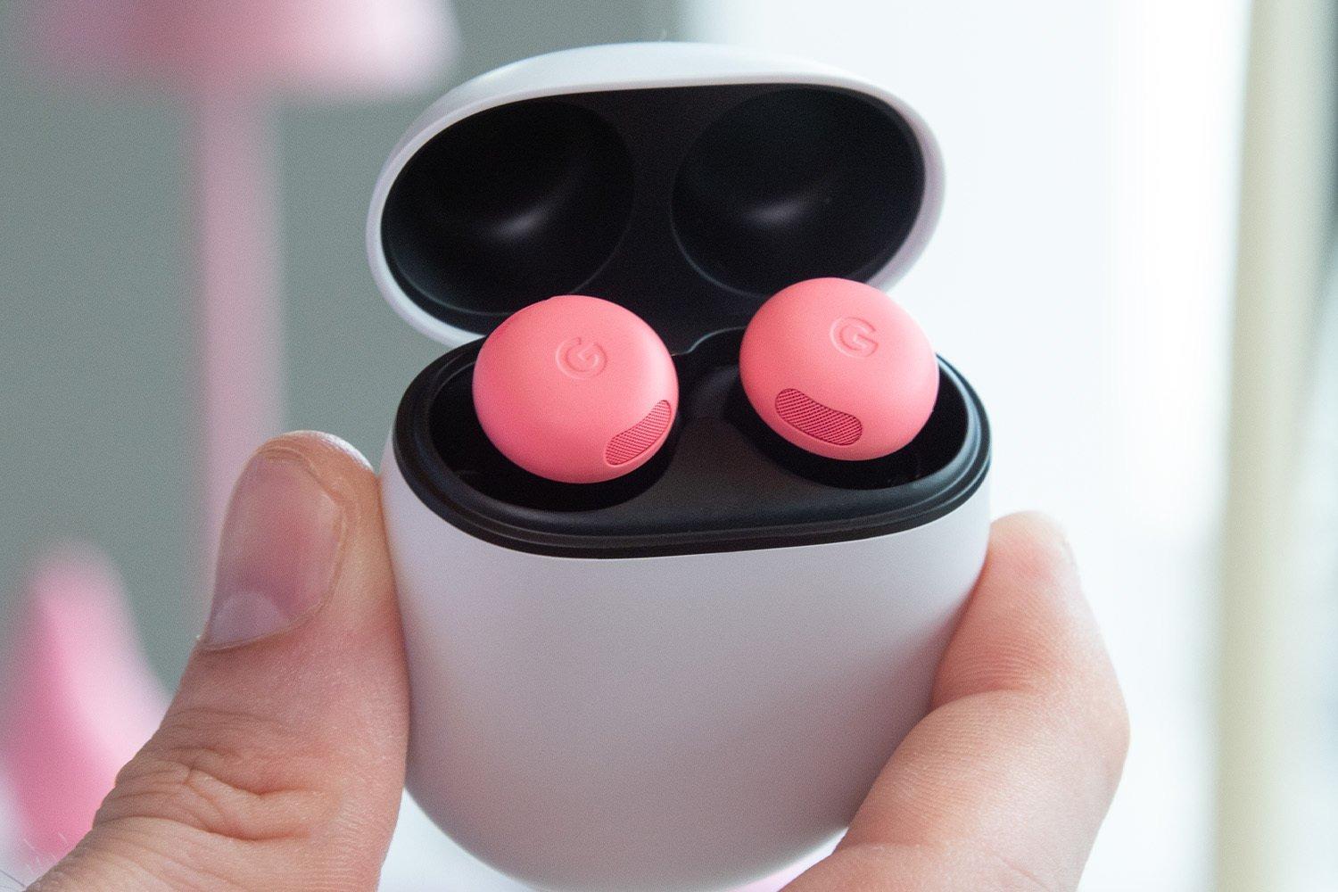 Pixel Buds Pro 2」の装着感が大幅にアップ。デザイン変更は正解 Pixel Buds Pro 2」の装着感が大幅にアップ。デザイン変更は正解