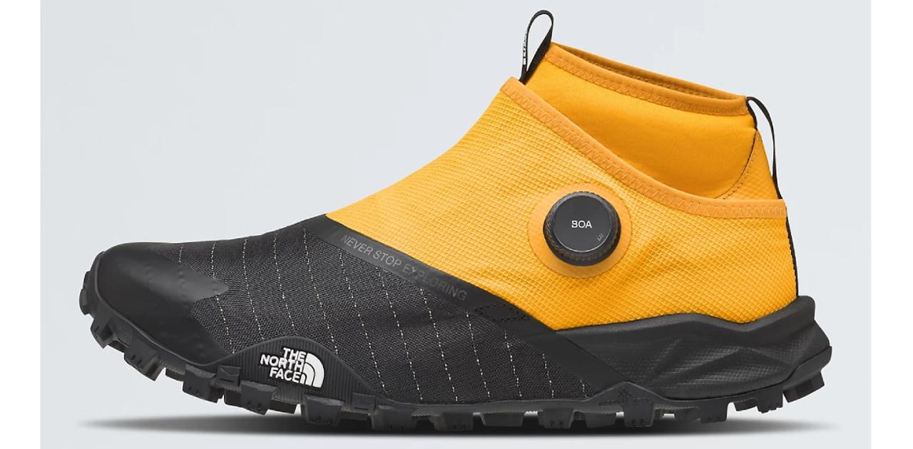 THE NORTH FACEのイエローが映えるブーツで、雨の山道から街中まで | ギズモード・ジャパン