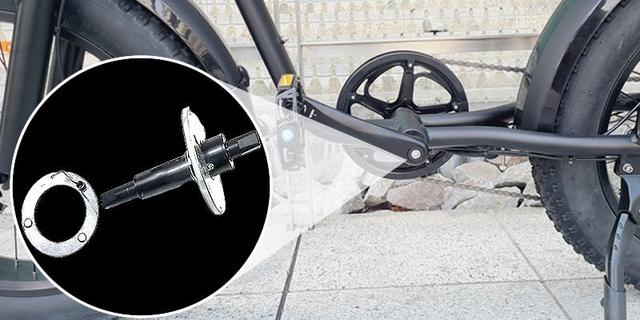 バイクみたいな存在感がいいね！ ゴツくてもパワフルモーターで