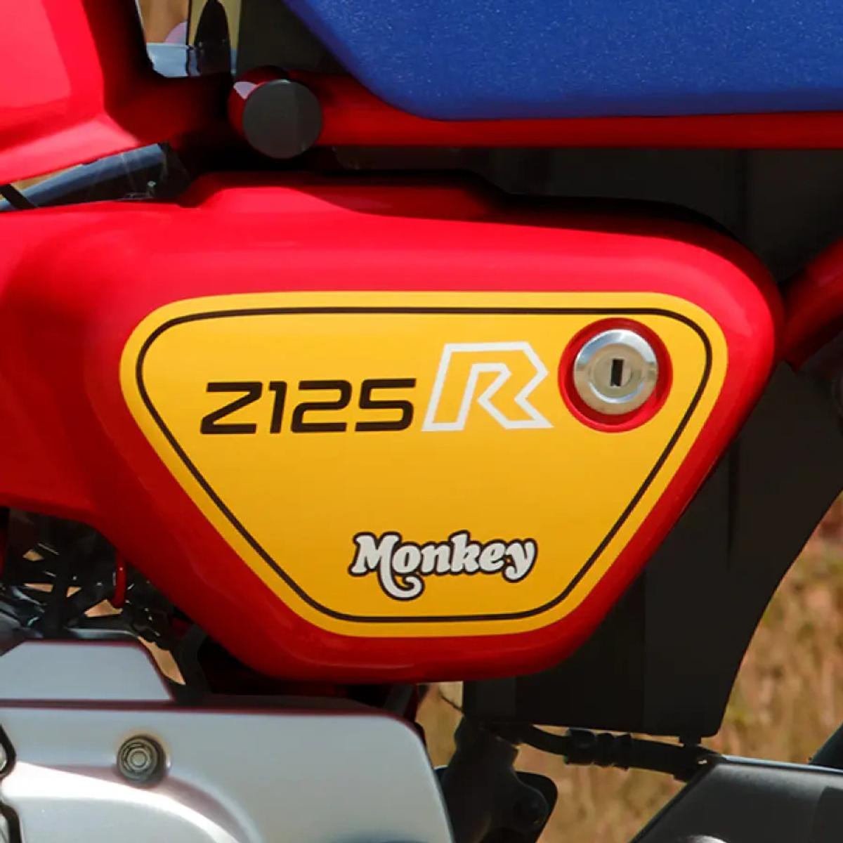 【激レア】【超美品】　Honda Monkey タンク 赤/クリーム 懐かしくも新鮮。ホンダの伝説のバイクで採用したカラーが125ccで復刻