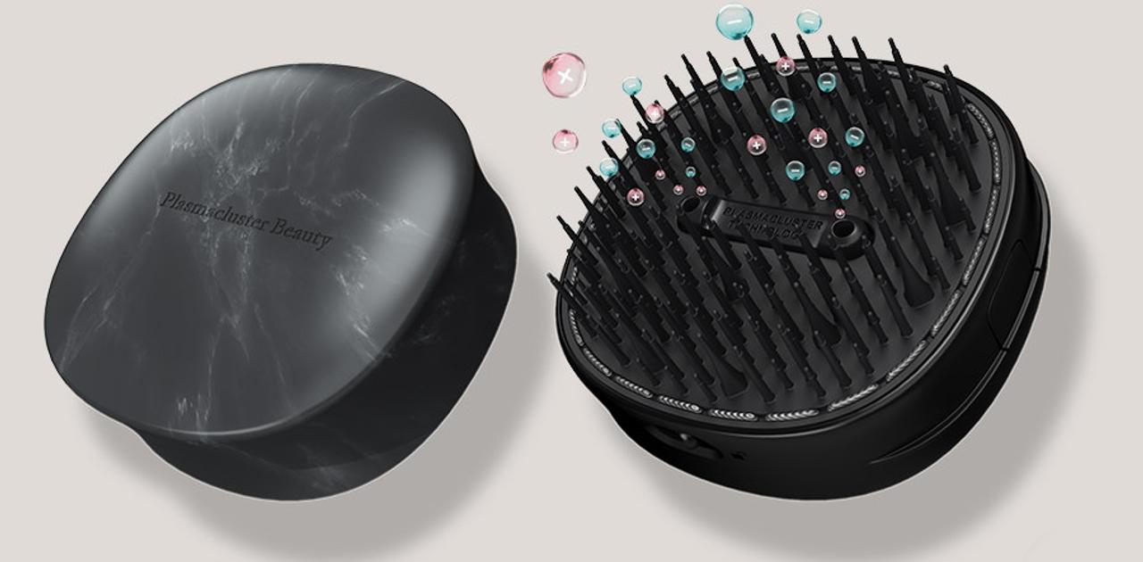 シャープ、“サラサラ髪になる”プラズマクラスターヘアブラシ「Smoome」 - 価格.com Pharmaceutical Beauty ヘアブラシ　プラズマクラスター