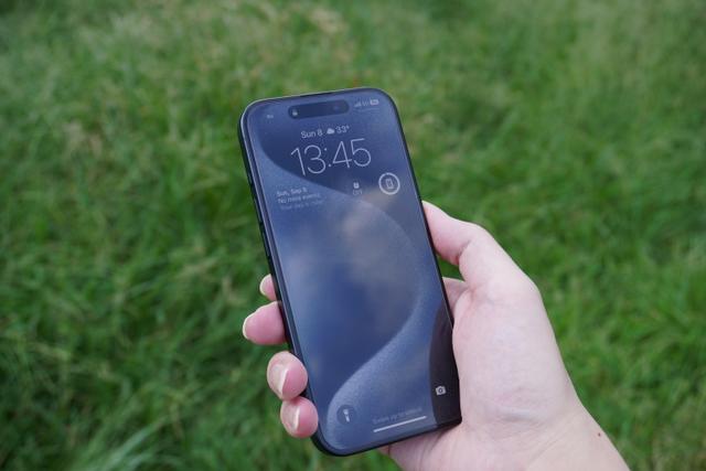 iPhone 15 Proを丸1年使ってもあまり大きな感動が得られなかった iPhone 15 Proを丸1年使ってもあまり大きな感動が得られなかった