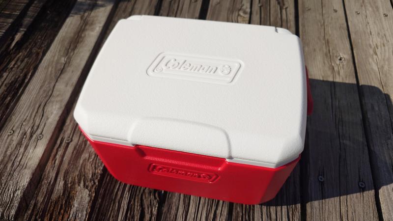 これ1つでキャンプや旅行が身軽になる。1,000円台のコールマン「ミニ