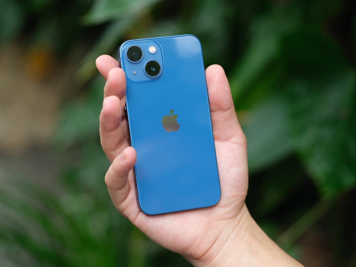 iPhone 13 miniユーザーに聞く「新しいiPhone、買う？」 | ギズモード 