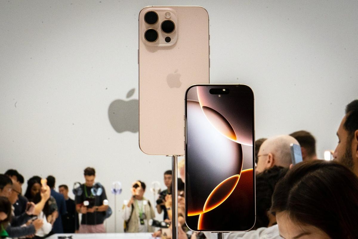 iPhone 16 Pro、デモ会場で圧倒的人気はデザートチタニウム 
