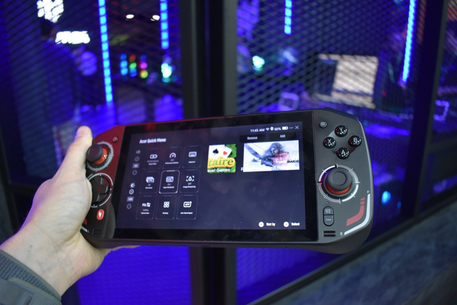 Acer Nitro Blaze ‍7-2