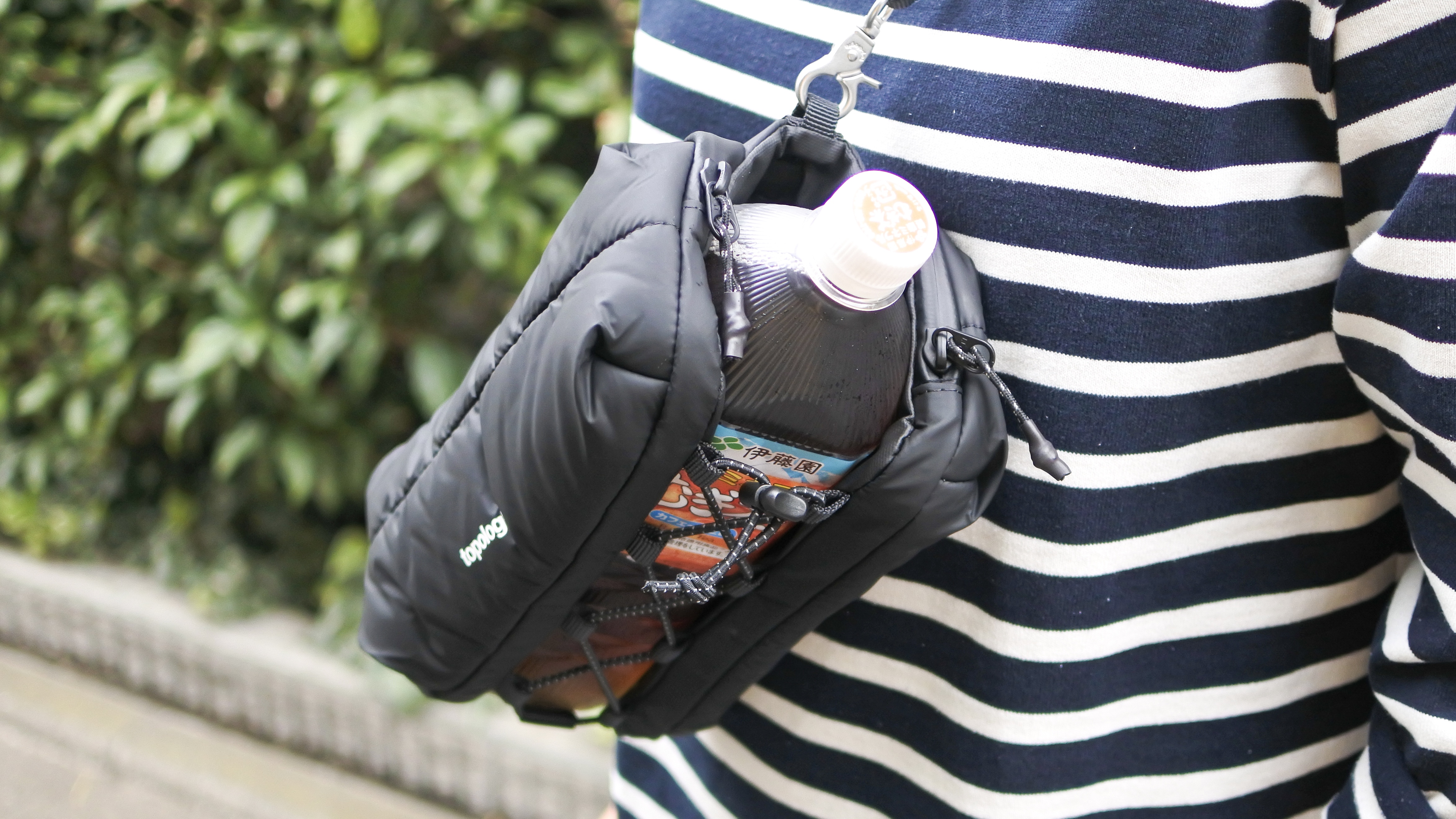 トポロジーtopologie Bottle Sacoche ストラップ ブラック トポロジー