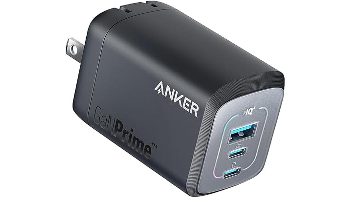 1つでPC、スマホ、AirPodsを急速充電。Ankerの超コンパクトな大容量