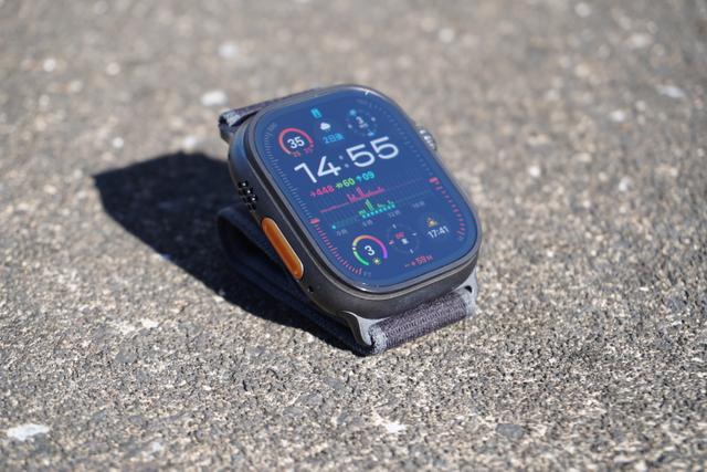 最新Apple Watchの新色｢ジェットブラック｣と｢ブラックチタニウム