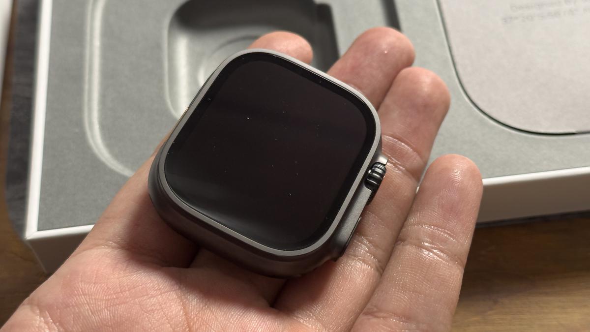 黒いApple Watch Ultra」を買ってみた。オンリーワンで使いやすい 