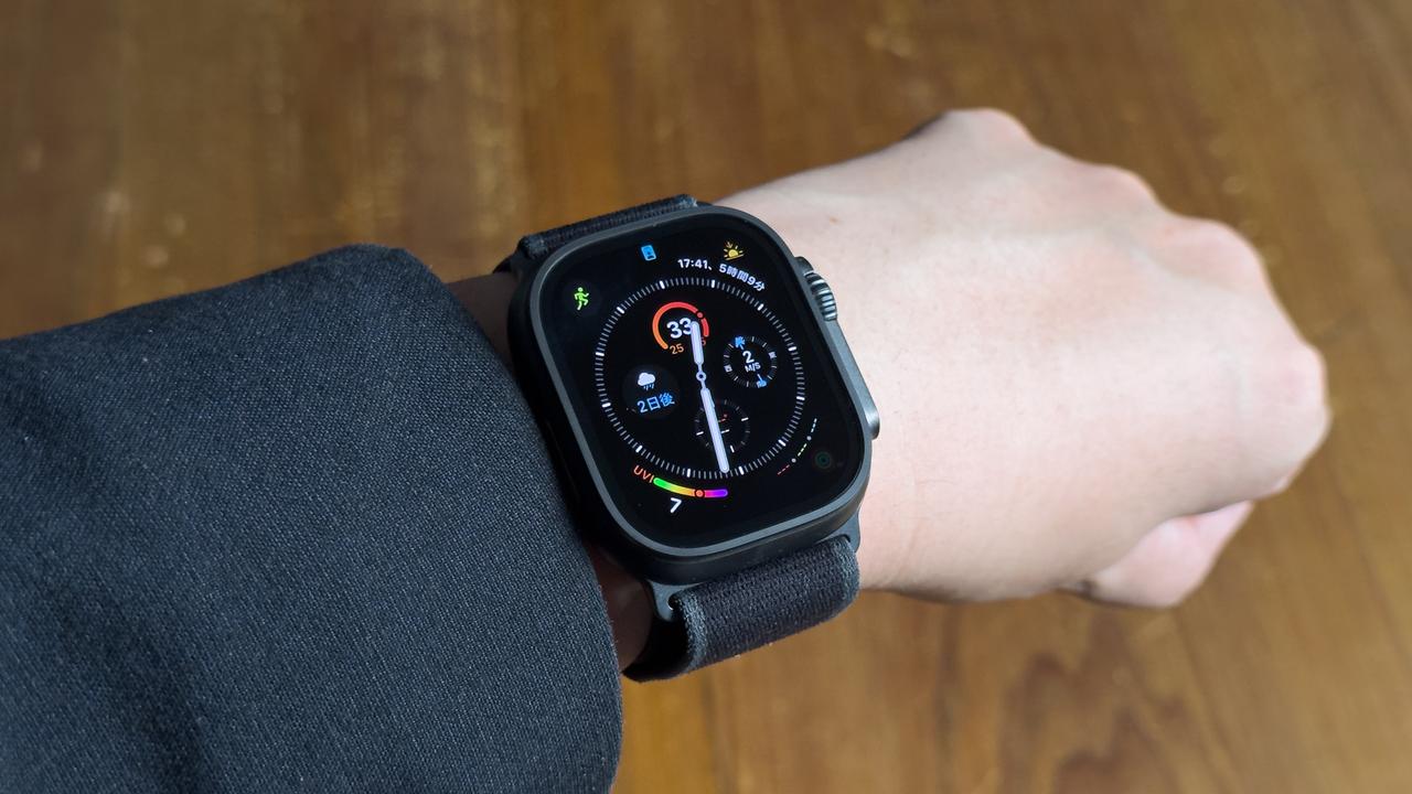 Apple Watch Ultra 2にブラックチタニウムが登場 - Apple (日本 Apple Watch Ultra 2にブラックチタニウムが登場 - Apple (日本