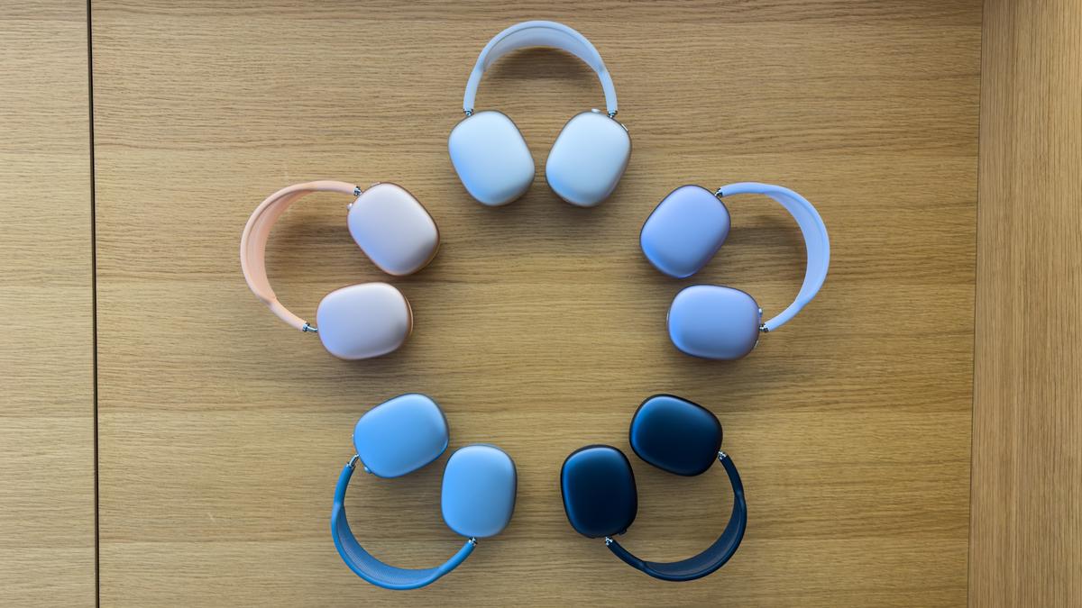 AirPods Maxのカラーがけっこう変わってました | ギズモード・ジャパン