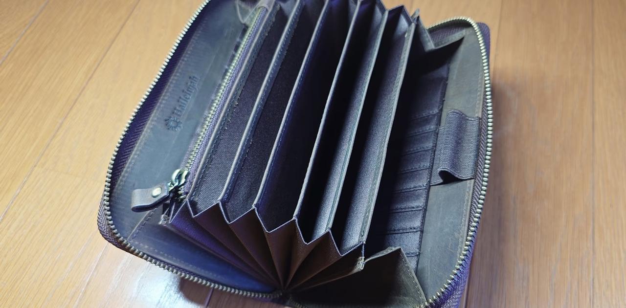 お値下げします☆財布&通帳入れ 広けれ 