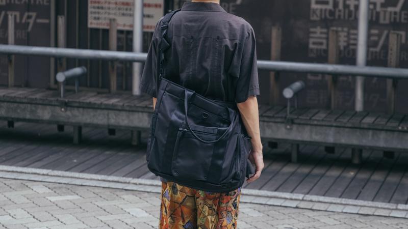 バックパックはもう厳しい…仕事で使えるトートバッグを探しまくって、吉田カバンに行き着いた | ギズモード・ジャパン