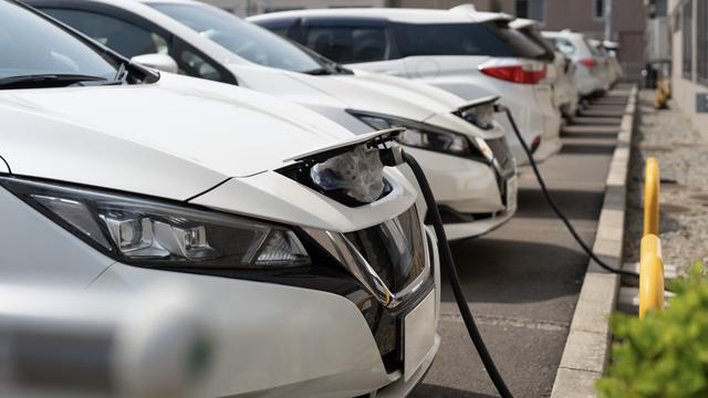 保守系によるネガキャンで、電気自動車は環境にいいと考える人が減少 | ギズモード・ジャパン