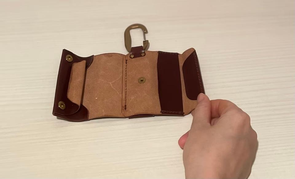 手ぶらでお出かけ！スマートなキャッシュレス生活が叶う超超ミニ財布
