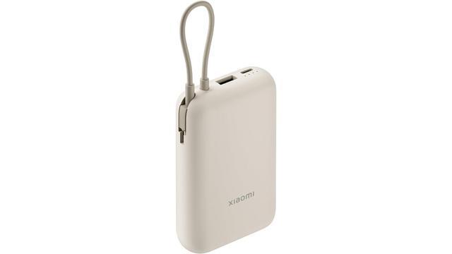 純正の充電器ぜんぶ片付けとこ。1台でいろんなデジカメ充電池に