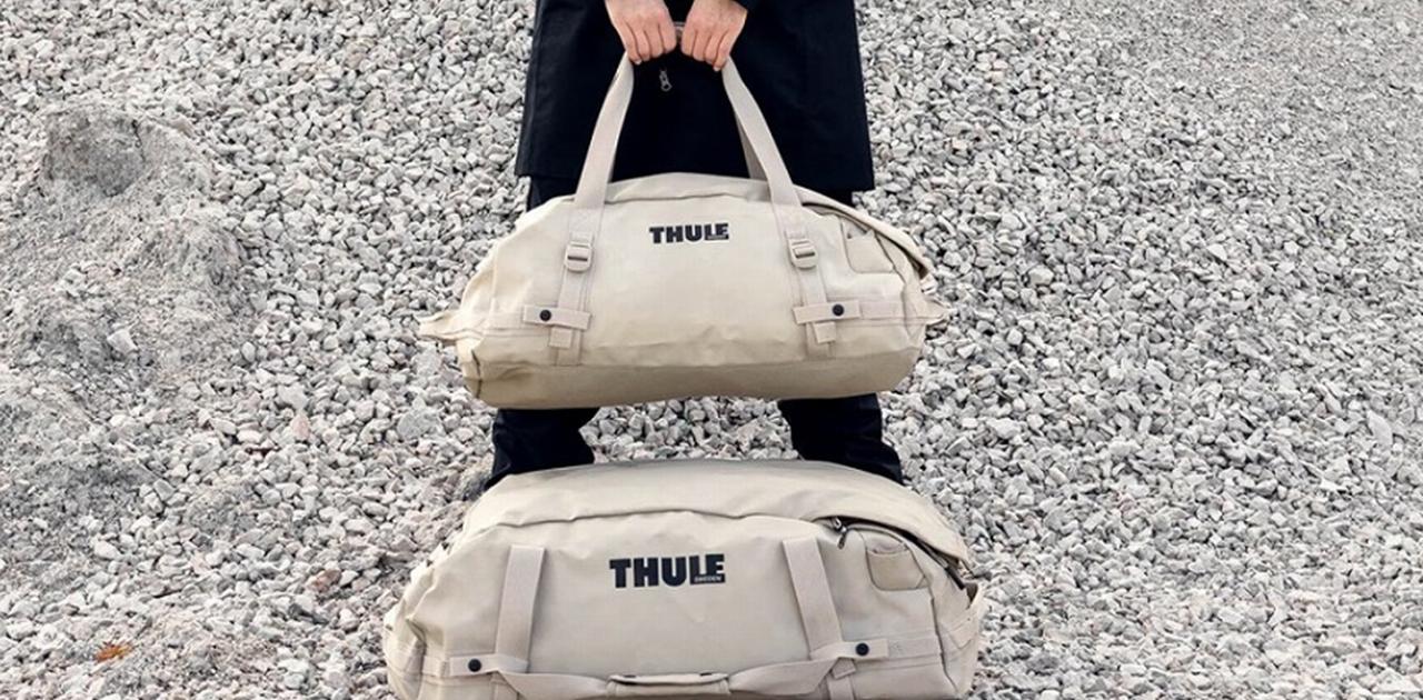 ブランドで人気のダッフルバッグに新色が登場。2WAYでタフに使える大 