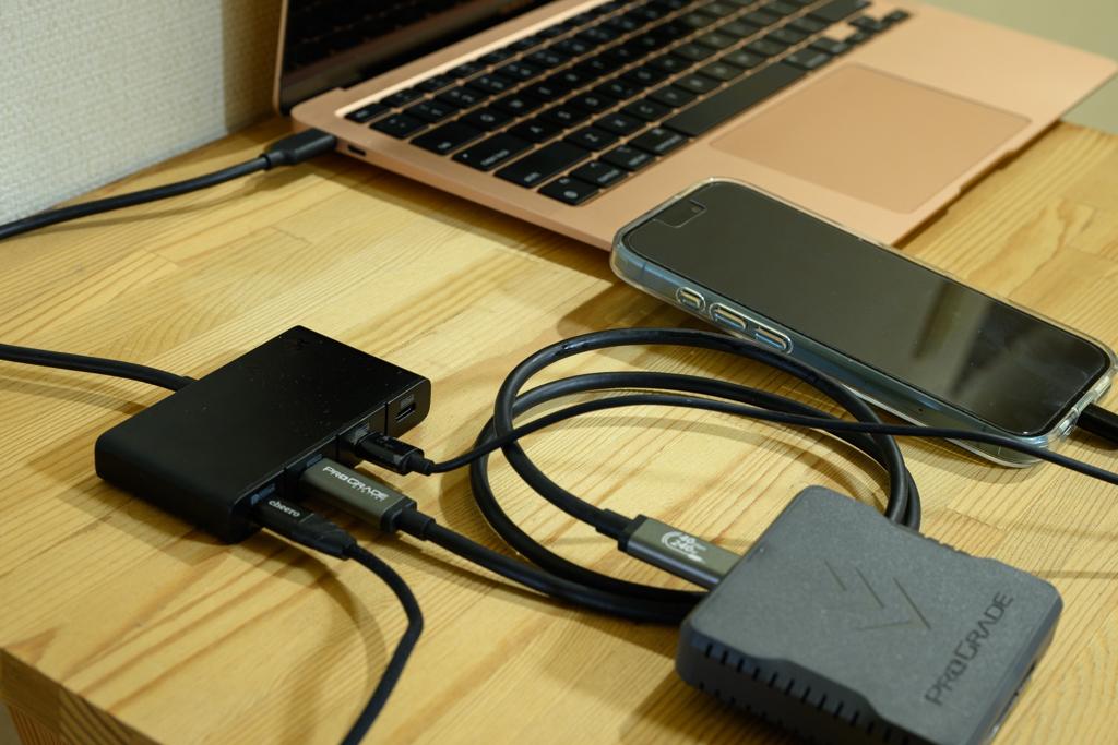 MacBook AirのUSB-Cポート足りない問題を4年越しに解決しました