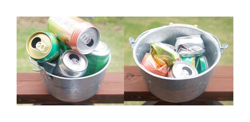 かさばる空き缶を3分の1に圧縮。秒でできるゴミ袋内の省スペース化