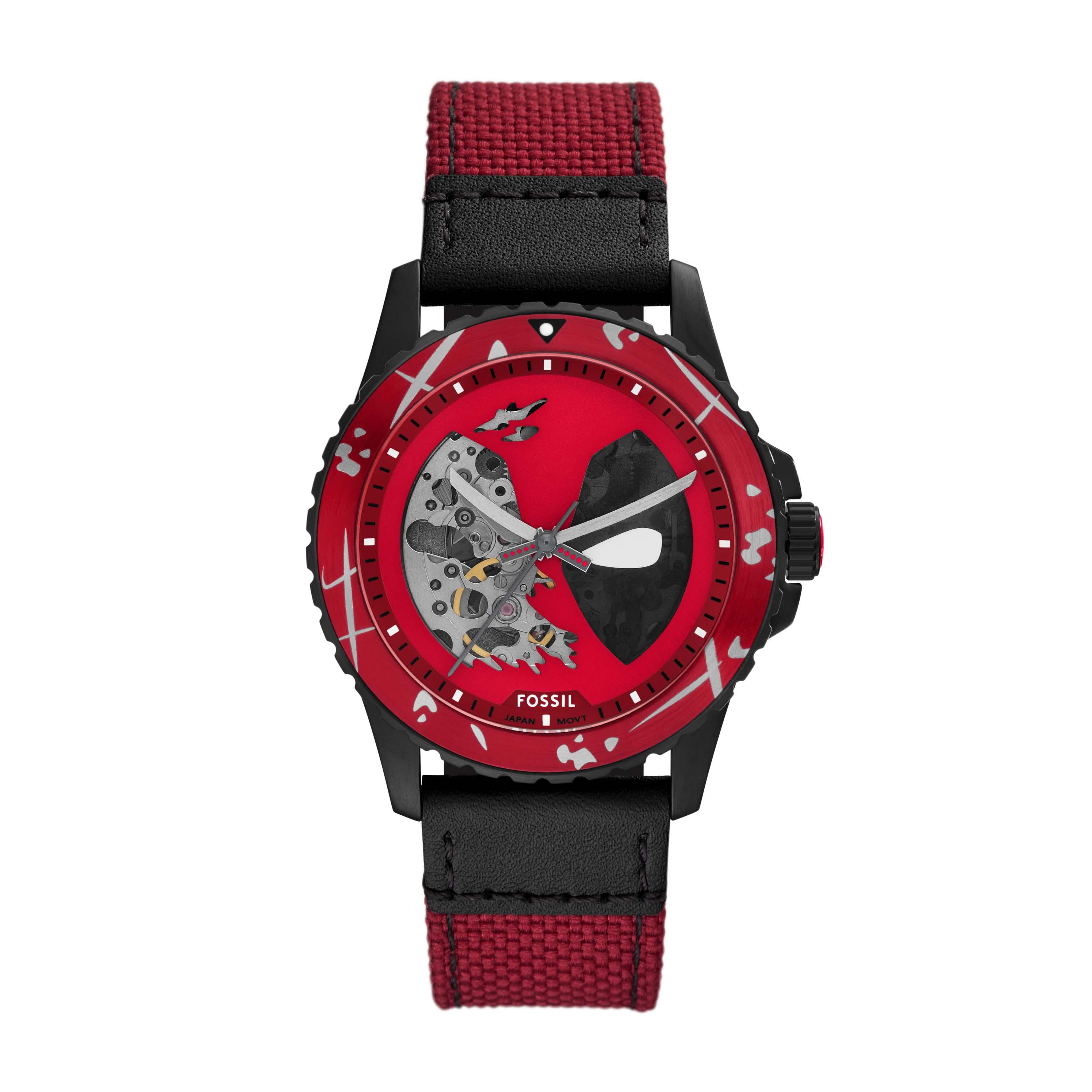 Kith marvel 時計 マーベルの記念ウォッチは、スケルトンを生かしたデザインが技