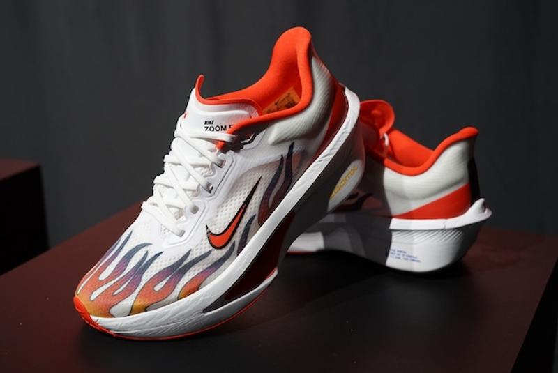 燃えよ足元、そして速くなれ。NIKEの人気ランニングシューズが刷新