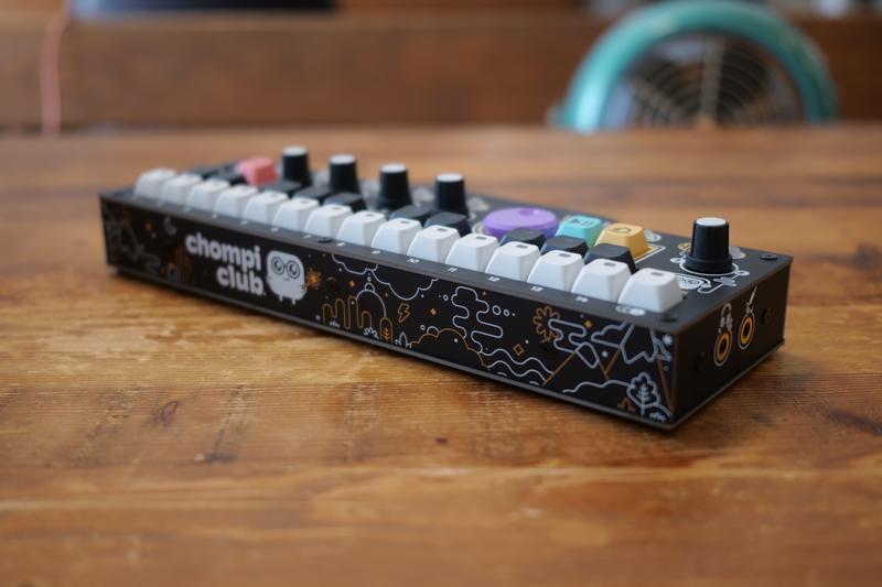 CHOMPI Sampler サンプラー 鍵盤がPCのキーボードまんまの「CHOMPI」。高機能サンプラーだけど