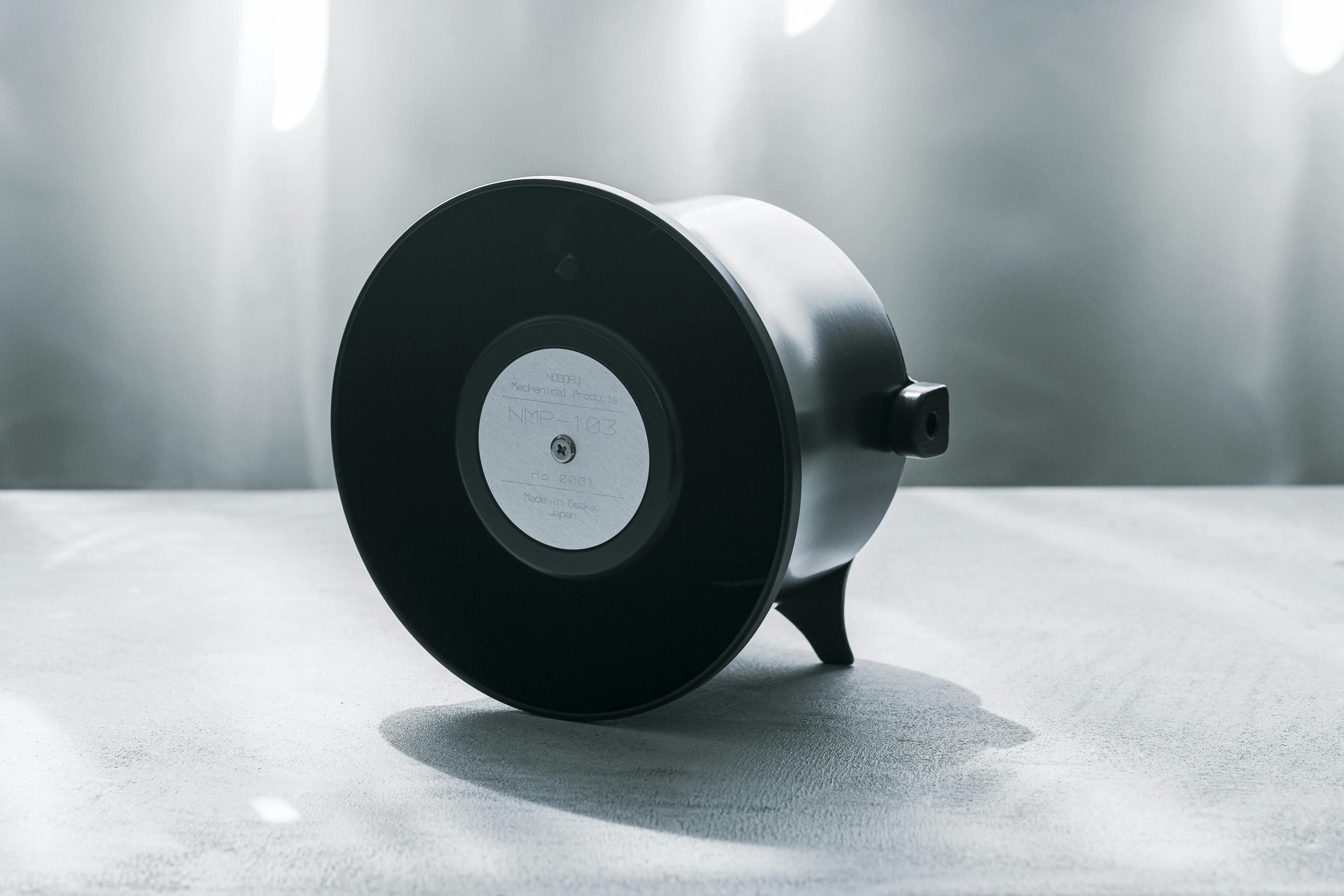 音色がエモすぎる…！ 業務用拡声器から生まれた｢スタックアンプ