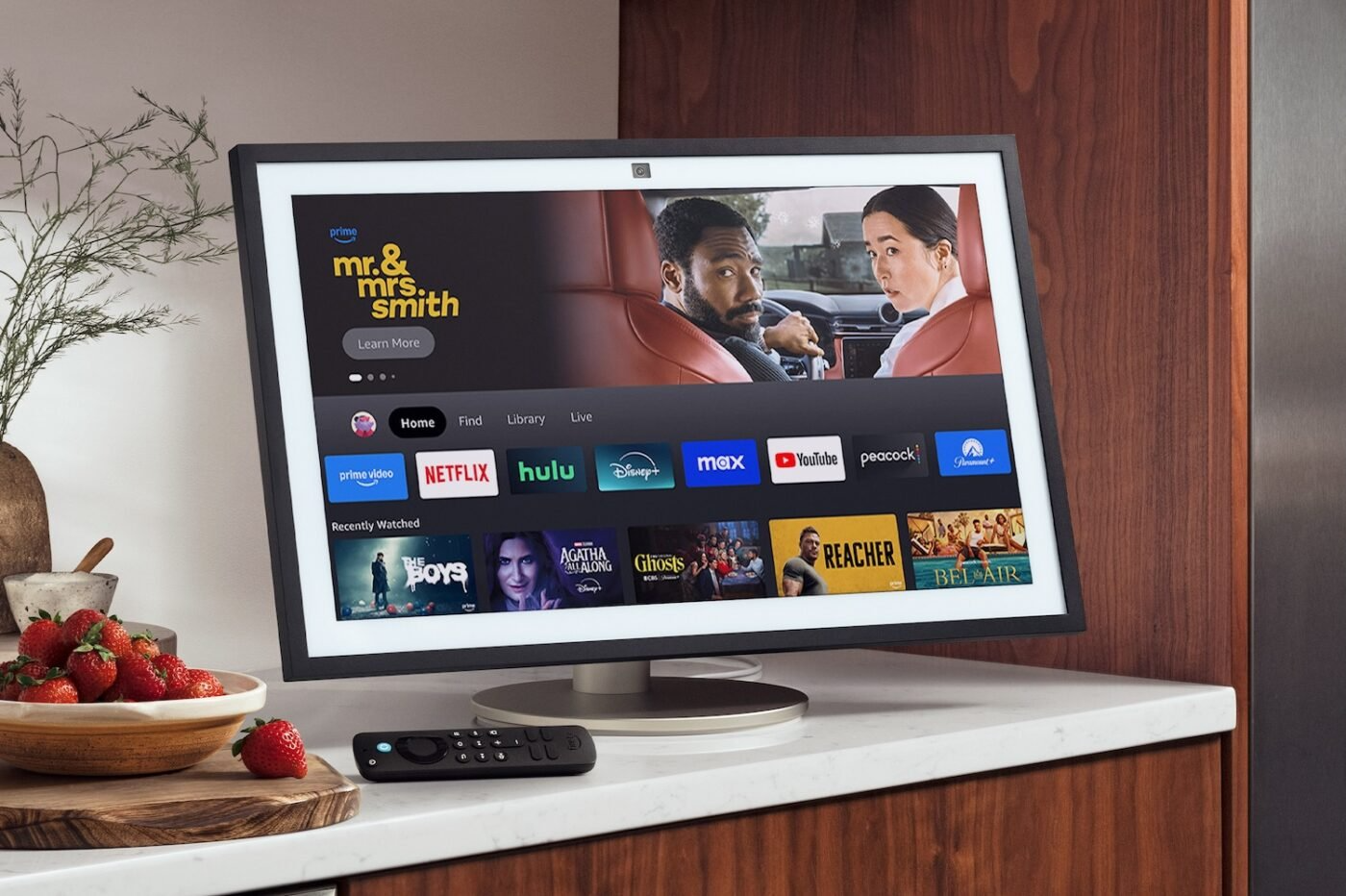 テレビ並の大きさで使い道いっぱい。Amazonから新型スマート テレビ並の大きさで使い道いっぱい。Amazonから新型スマート