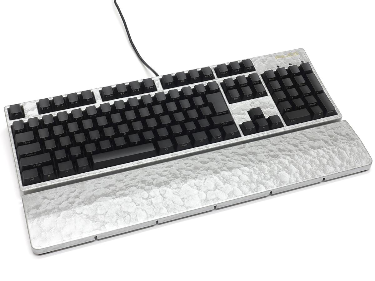 このテクスチャーにうっとり。FILCOの漆塗りキーボードが美麗すぎる 