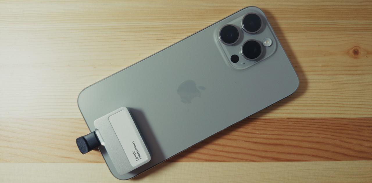 FREEWELL PRO SSD ハブ ケージ リグ iPhone動画撮影（iPhone 16 Pro 