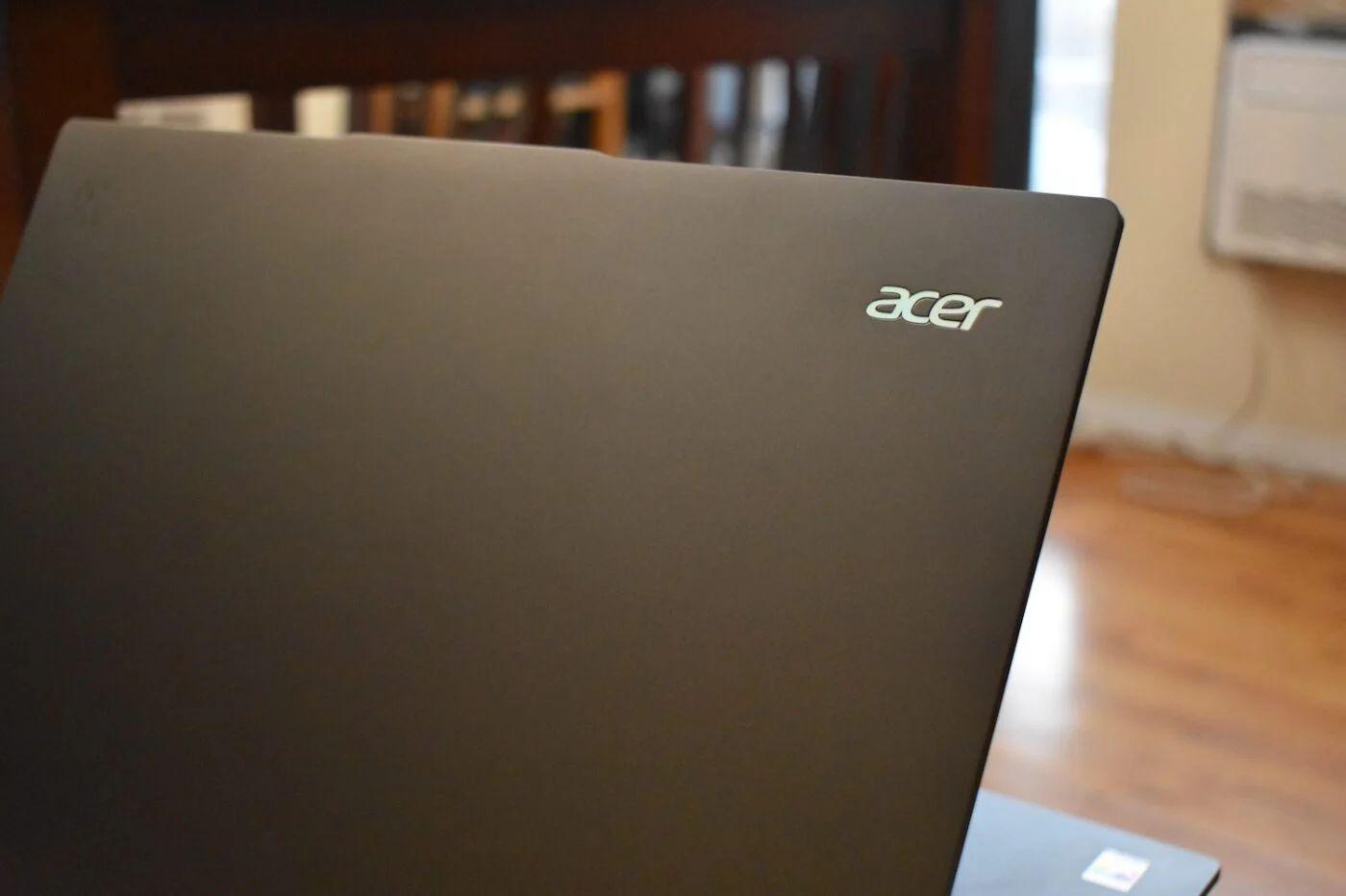 性能はいいのに「買う」まではいかないノートPC。どうしてそう思っ