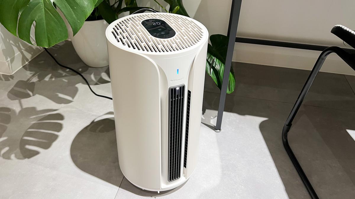 年中出しっぱなしOK。ヒーターにもサーキュレーターにもなる空気清浄機 