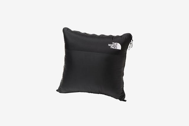 クッションの概念をひっくり返したTHE NORTH FACE。体のあちこちが