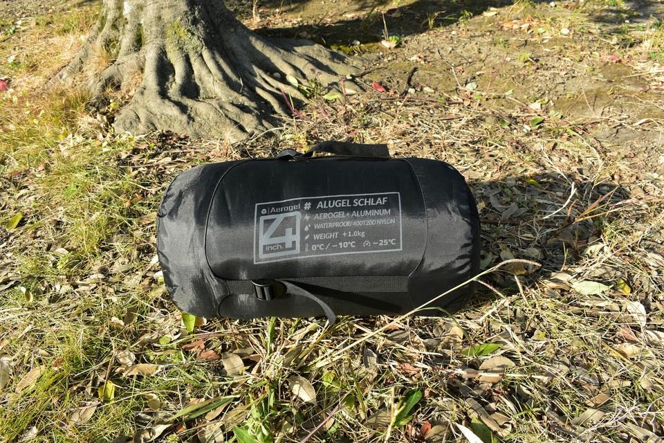 270℃も断熱。宇宙服テクノロジー搭載の軽量寝袋を試してみた