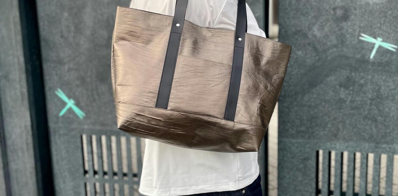 限定カラーは早い者勝ち！廃棄予定の高品質レザーがトートバッグとして 