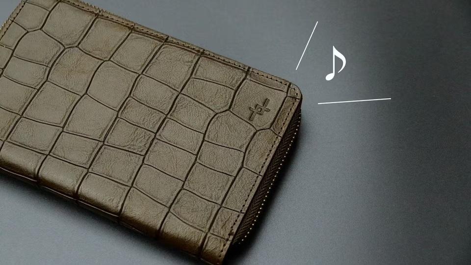 レシートを隠してカードはキレイに整理！たくさん入れてもスマートな長