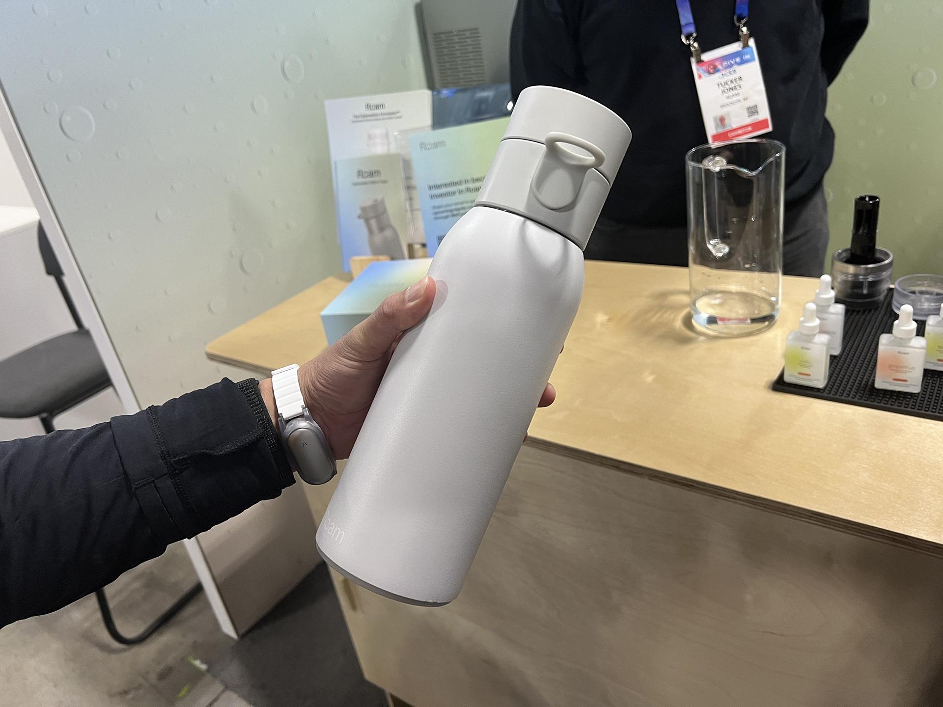 CO2カートリッジ装填、どこでも炭酸水…完成ッ！ #CES2025