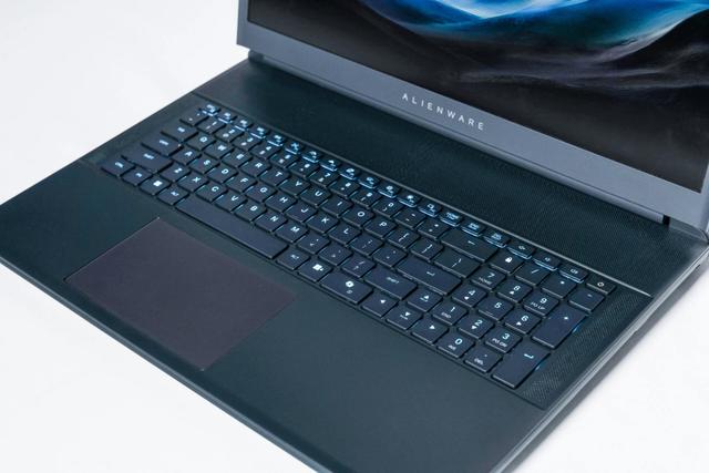 Pre-CES_ALIENWARE-07
