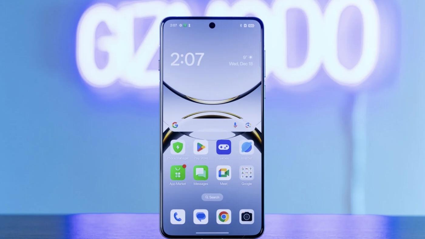 OPPOの最新スマホFind 8X Pro。この高性能ほぼほぼiPhoneじゃん