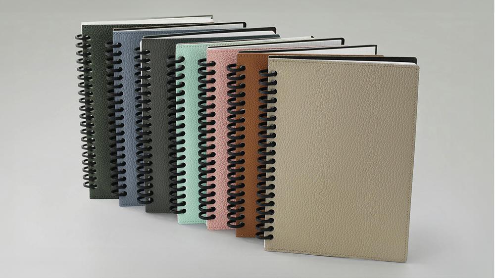 上質レザー＆中身入れ替えで長く使えるオシャレな｢大人のリングノート