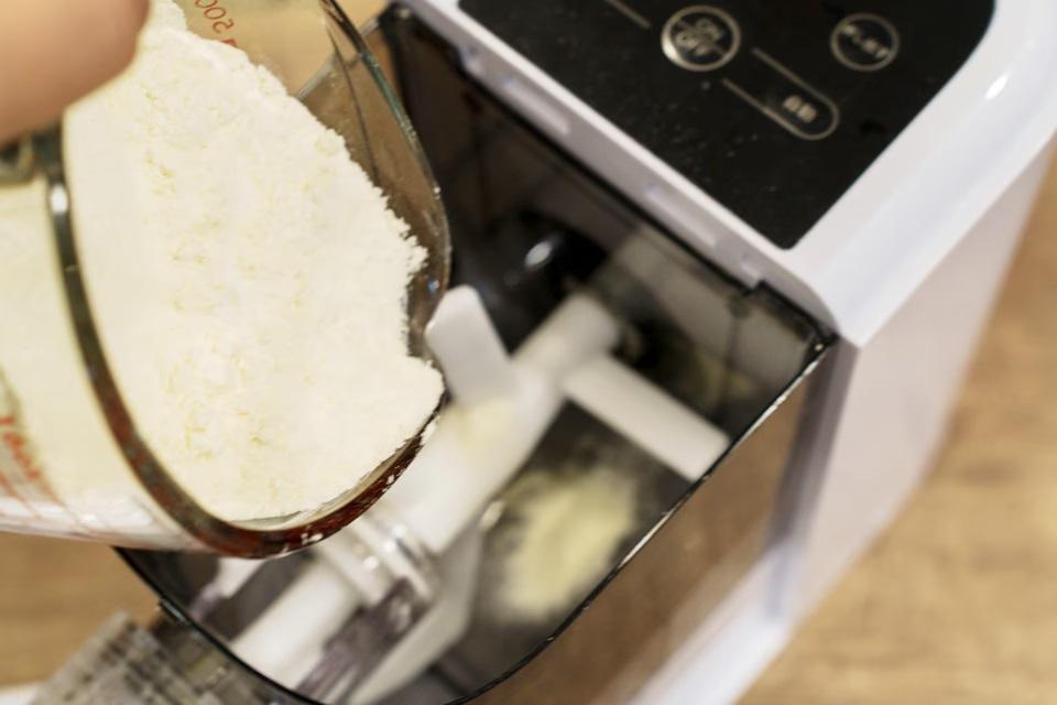 全自動生パスタメーカー EF-PM02 超美品】全自動生パスタメーカー EF-