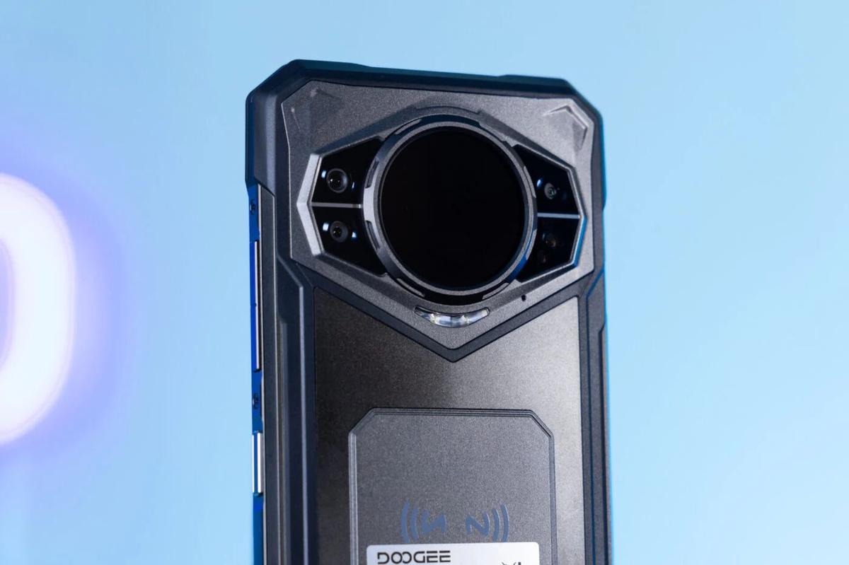 DOOGEE S200はタフな設計＆巨大バッテリーでお財布にもやさしいスマホ 