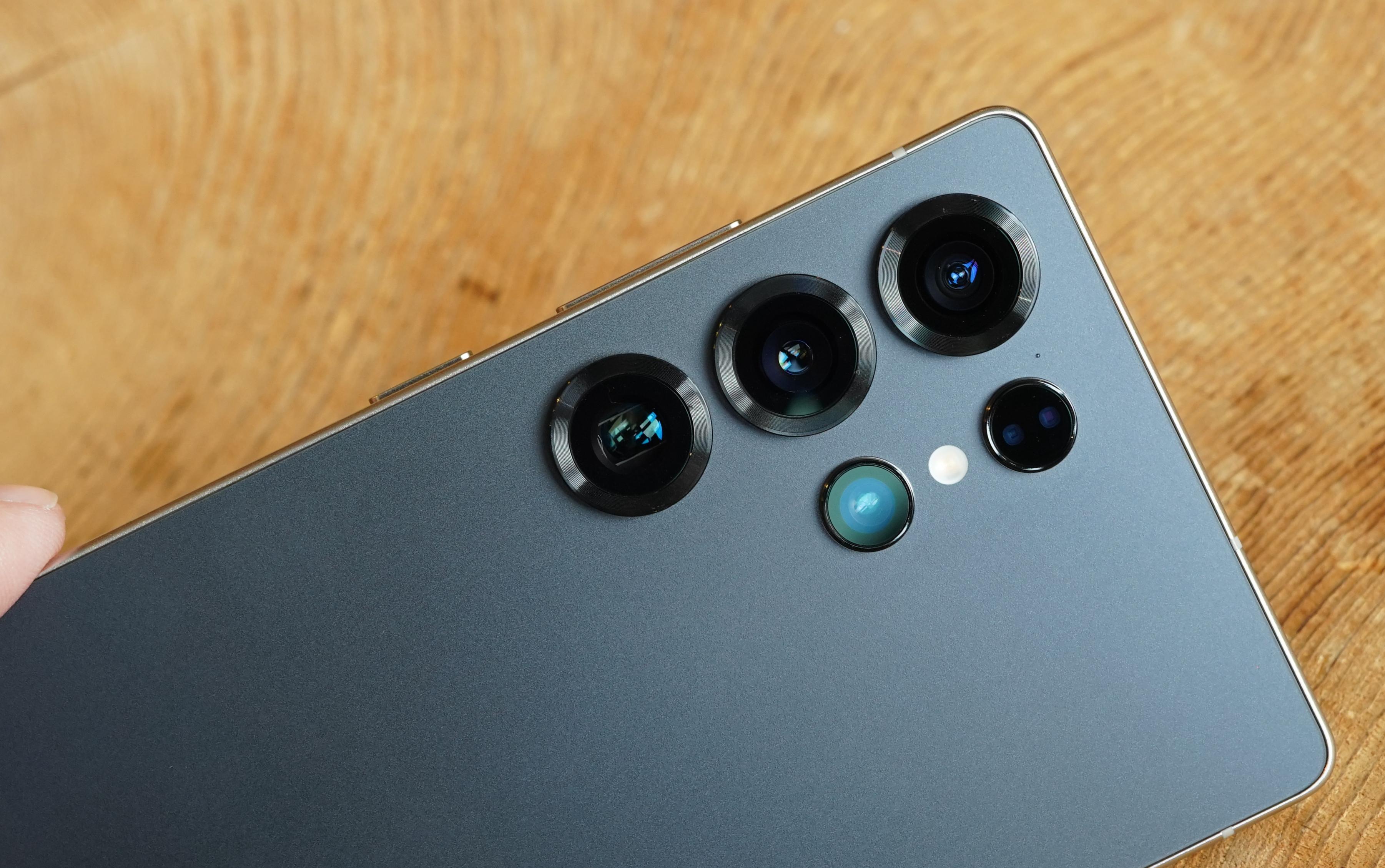 2億画素」のスマホに理解らされてしまった… | ギズモード・ジャパン