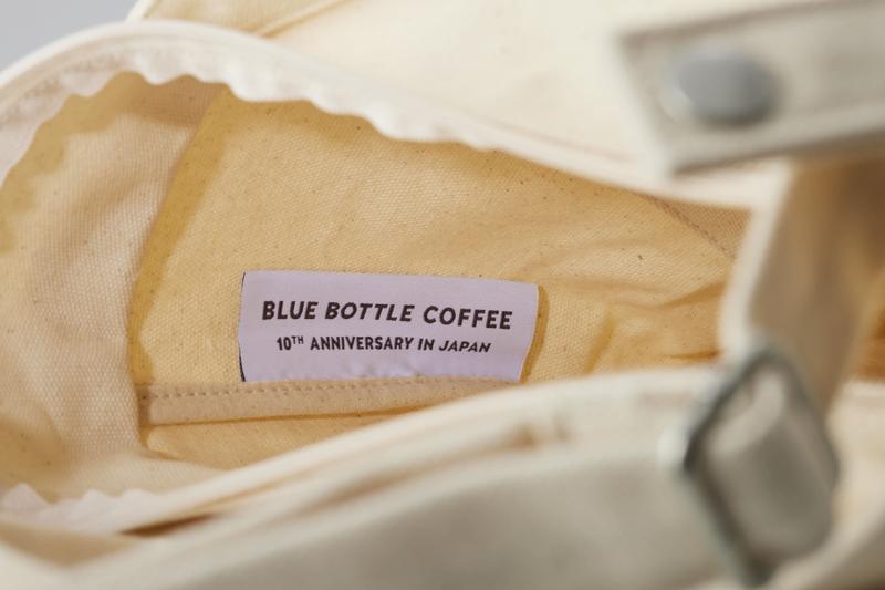 ブルーボトルコーヒーが上陸10周年。記念のトートバッグとマグ発売 