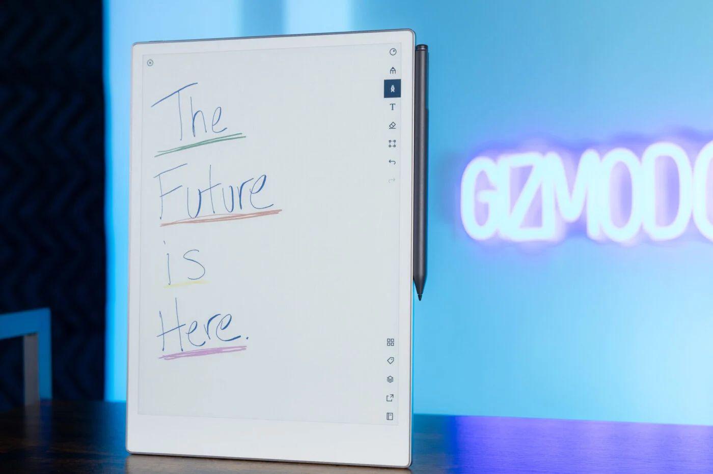 贅沢な“手書きの喜び”。E Inkタブレット｢reMarkablePaper Pro