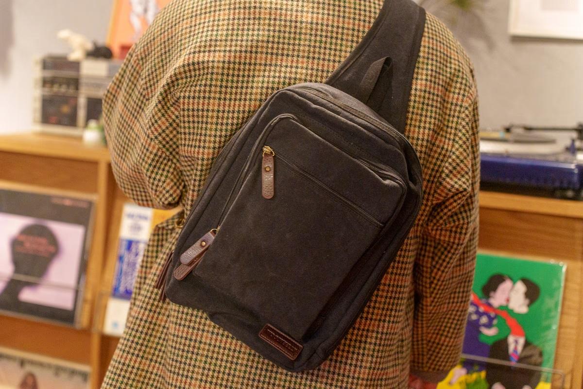 バッグ SEKKEI MX-Sling 拡張するスリングバッグ「SEKKEI MX-sling」 machi-yaで2月29日