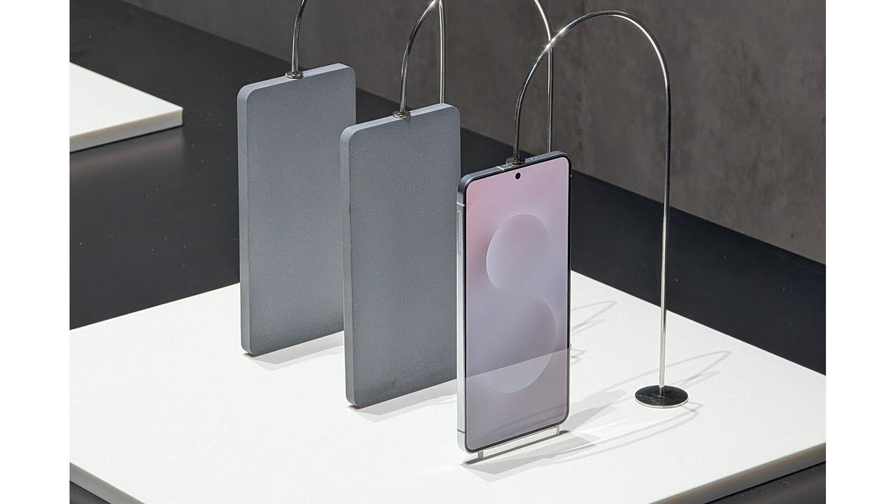 ライバルを圧倒。薄さにコミットした｢Galaxy S25 Edge｣は来月に発表？