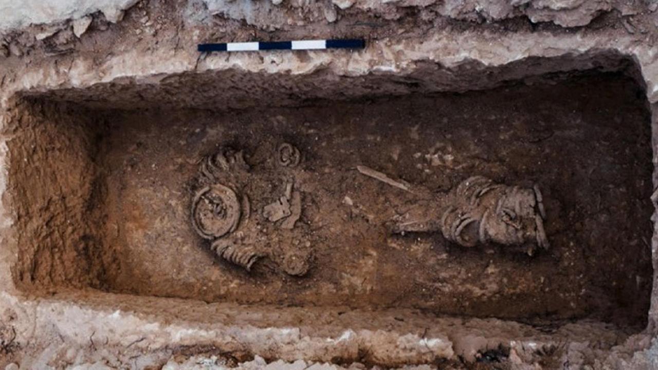 罪人ではなく修行の証？ 鎖に縛られた古代遺骨の謎 | ギズモード・ジャパン