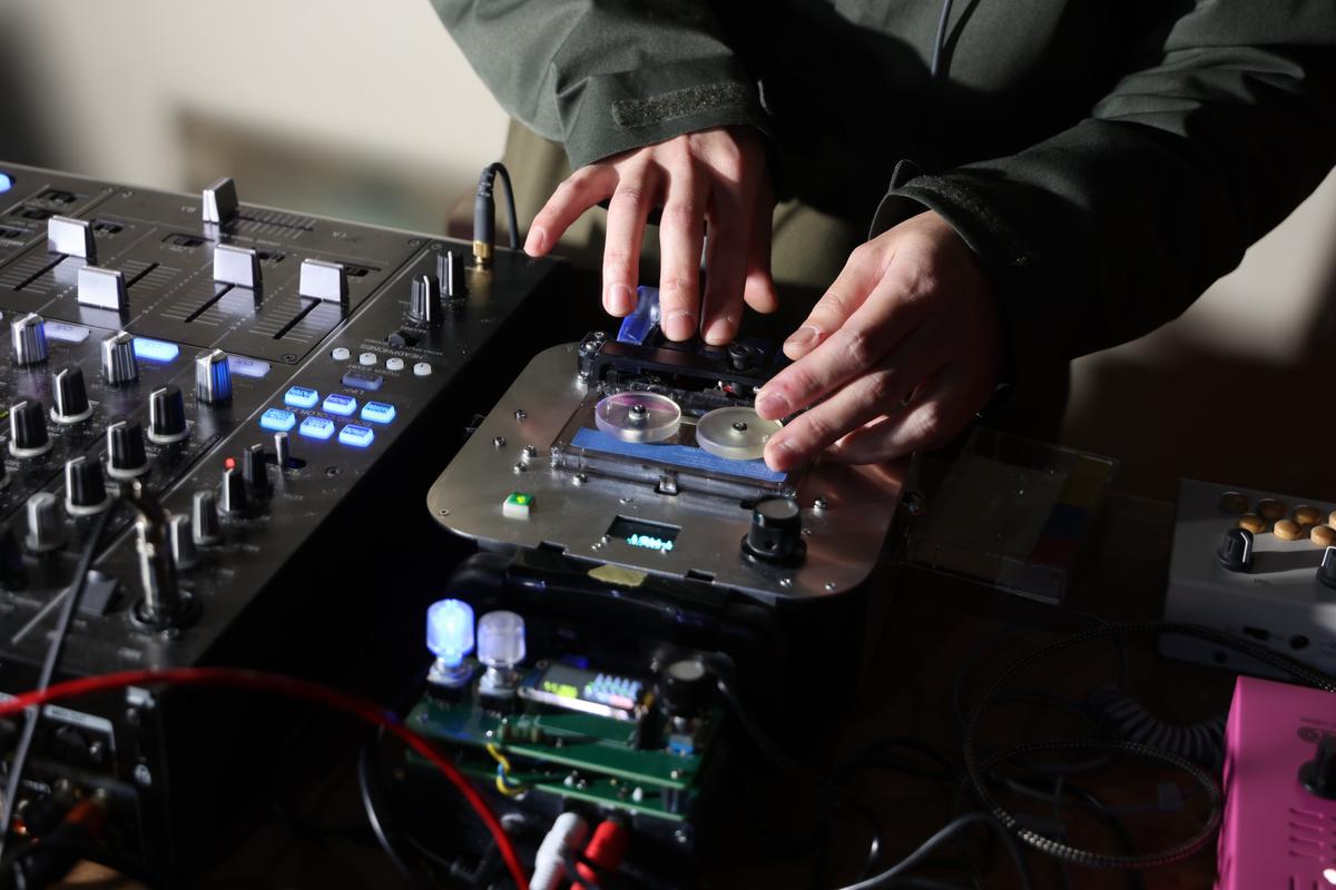 カセットテープ」でDJする人の集まりに行ってみた | ギズモード・ジャパン